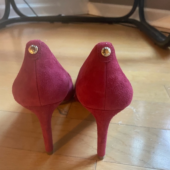 Marc Jacobs Red Suede Heels - Picture 4 of 4
